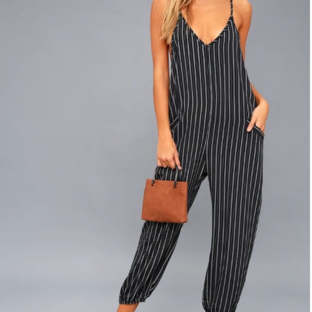 LULUS Navy Blue & White Striped Jumpsuit with pockets size L